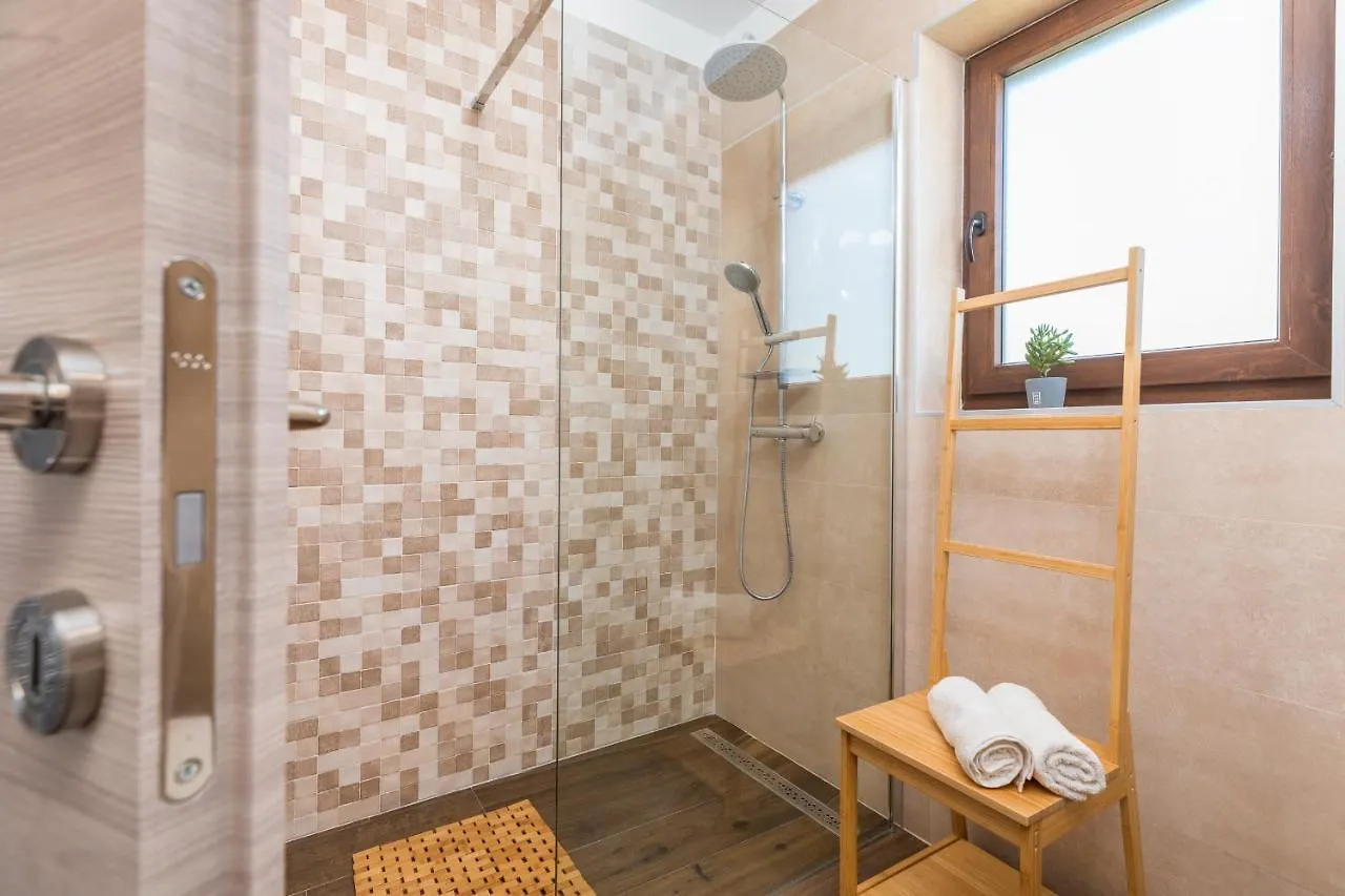 Rental House Nada 法扎纳