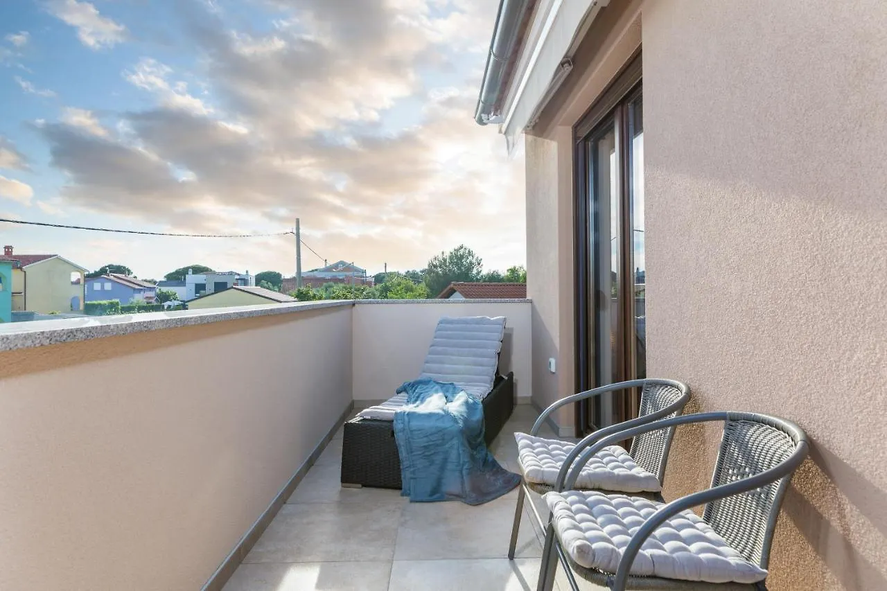 Rental House Nada 法扎纳